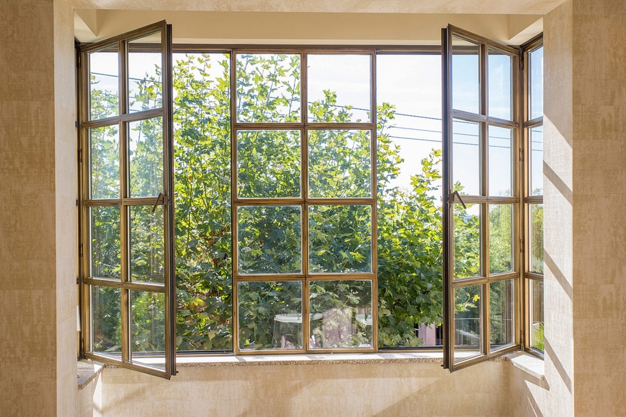 Inward Opening Windows>